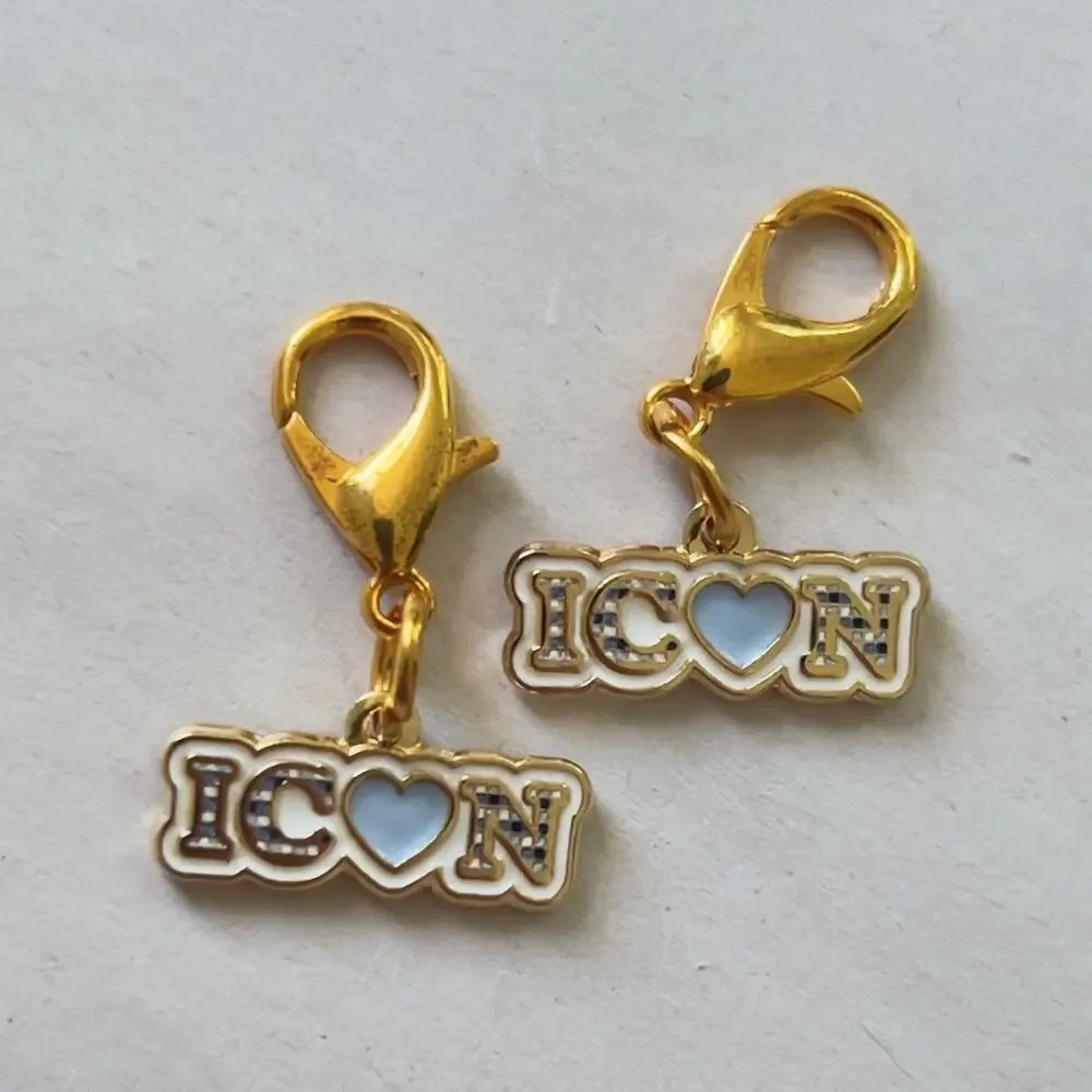 Bath & Body Works ICON Gingham Gold Charms Employee Gifts